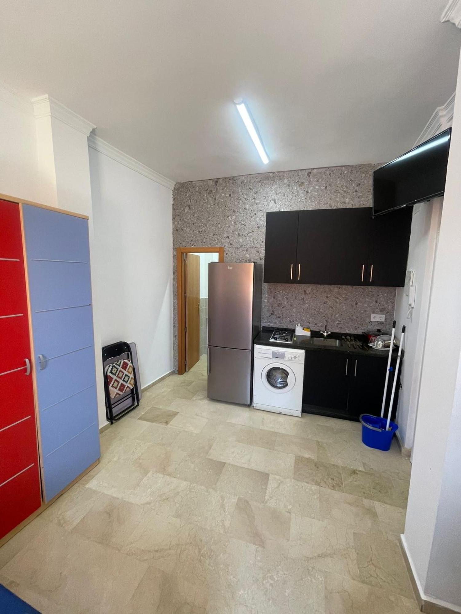Lowcost Apartment